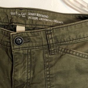 Skinny boyfriend Cargo Khakis